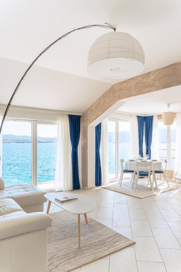 Seafront Apartments Tivat Extérieur photo